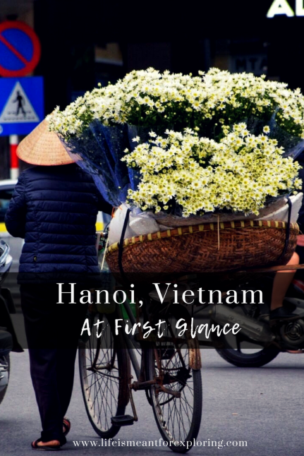 Pin this graphic for your trip to Hanoi, Vietnam